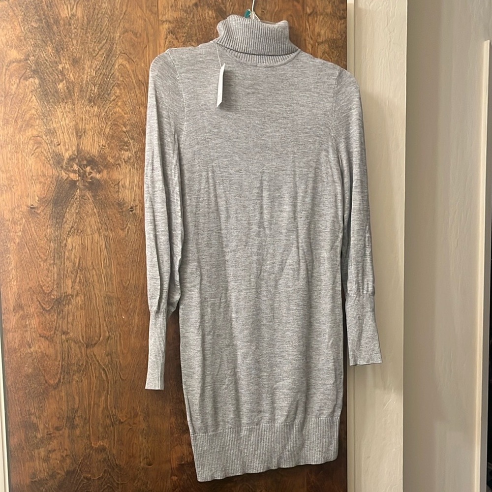 White House Black Market Gray Turtleneck Sweater Dress, size XS, NWT